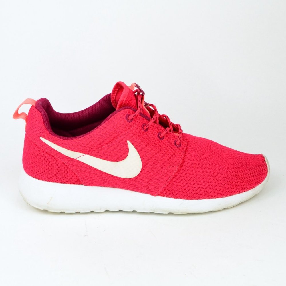 Nike Roche Run Women's Size 9.5 Red Pink Athletic Running Shoes 511882-603